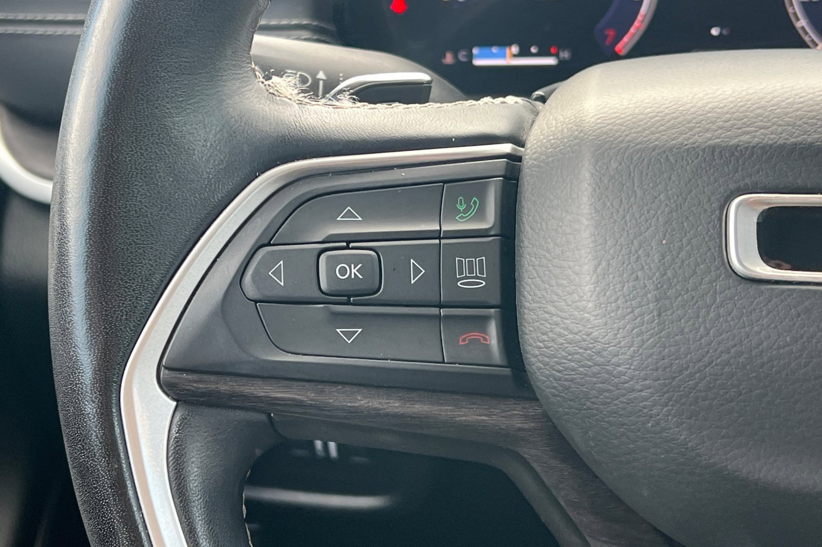 Used 2021 Jeep Grand Cherokee L Limited image 37