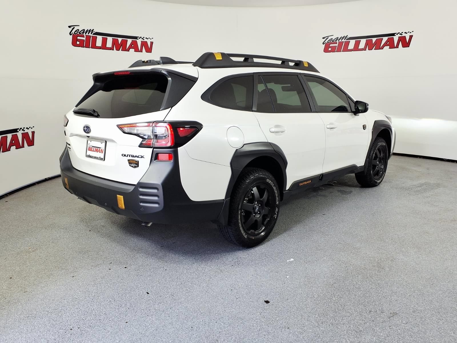 Used 2025 Subaru Outback Wilderness AWD/4WD image 3
