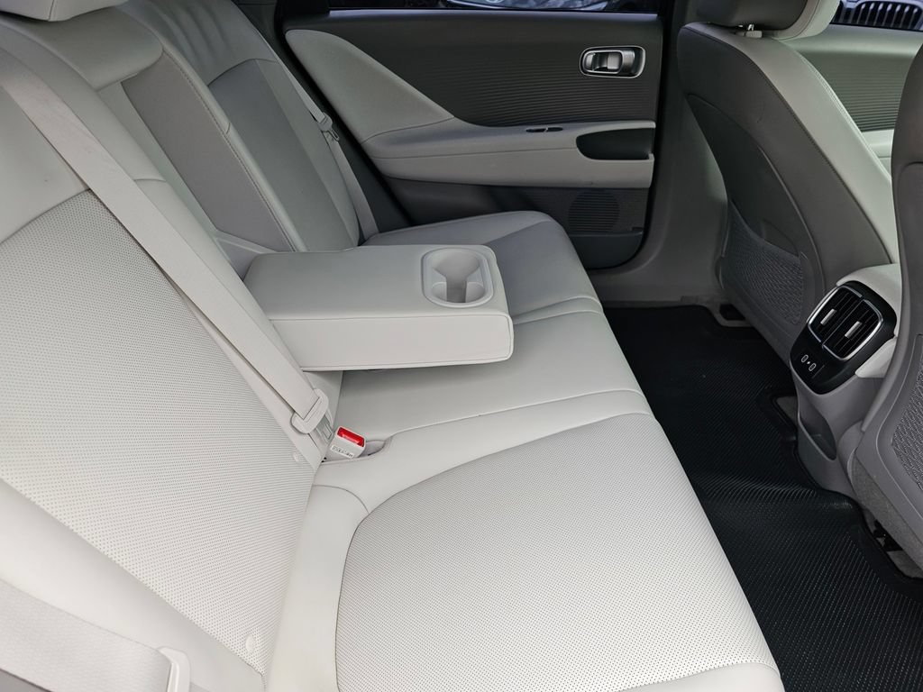 Certified 2024 Hyundai Ioniq 6 SEL RWD image 15