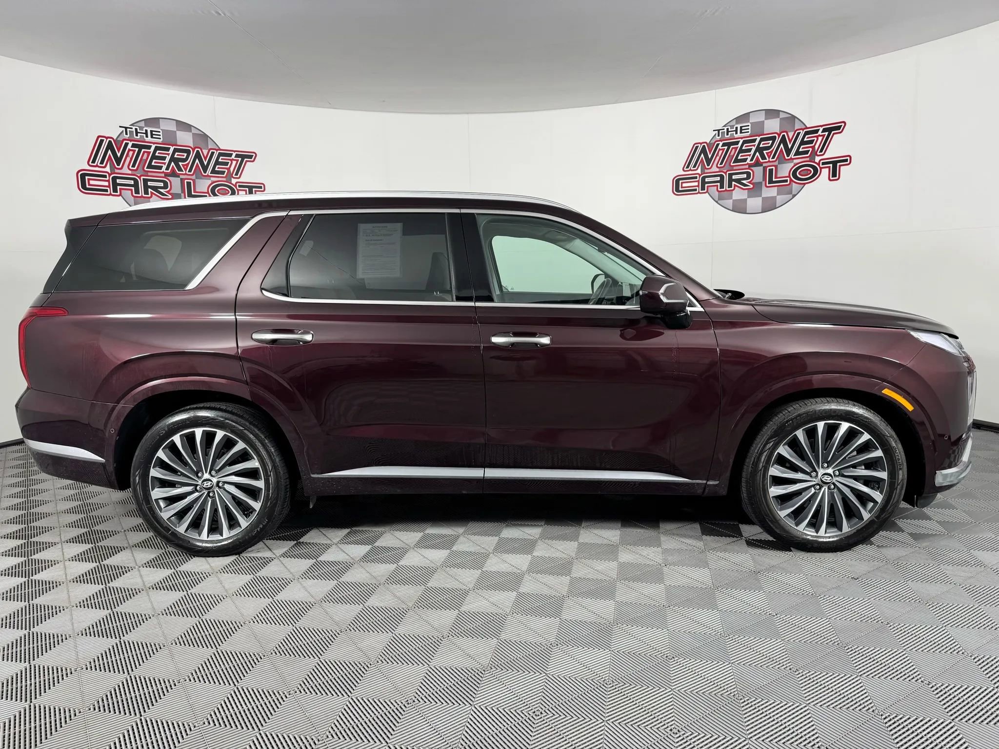 Used 2023 Hyundai Palisade Calligraphy w/ Cargo Package image 8