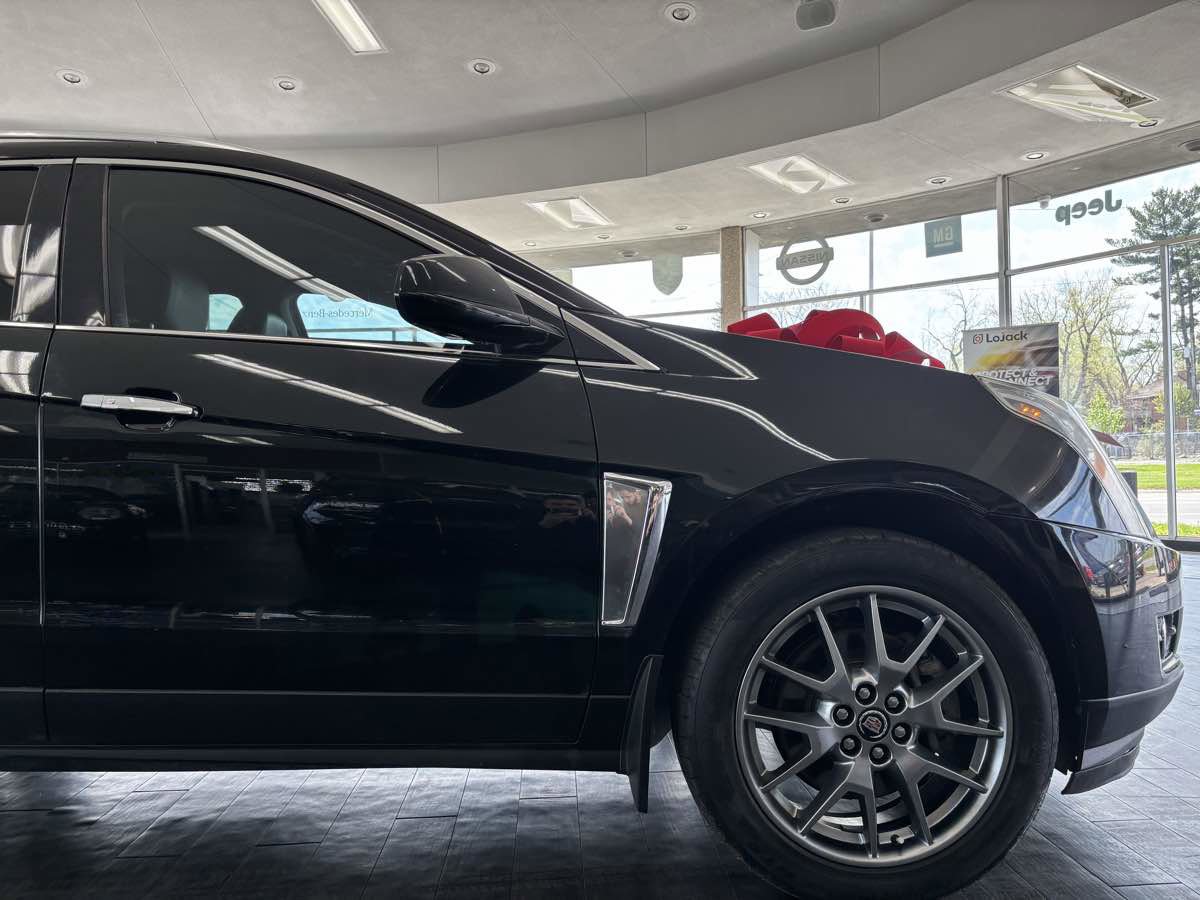 Used 2015 Cadillac SRX Premium w/ LPO, Protection Package FWD image 7