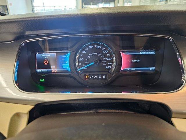 Used 2019 Ford Taurus SEL w/ Equipment Group 201A FWD image 18