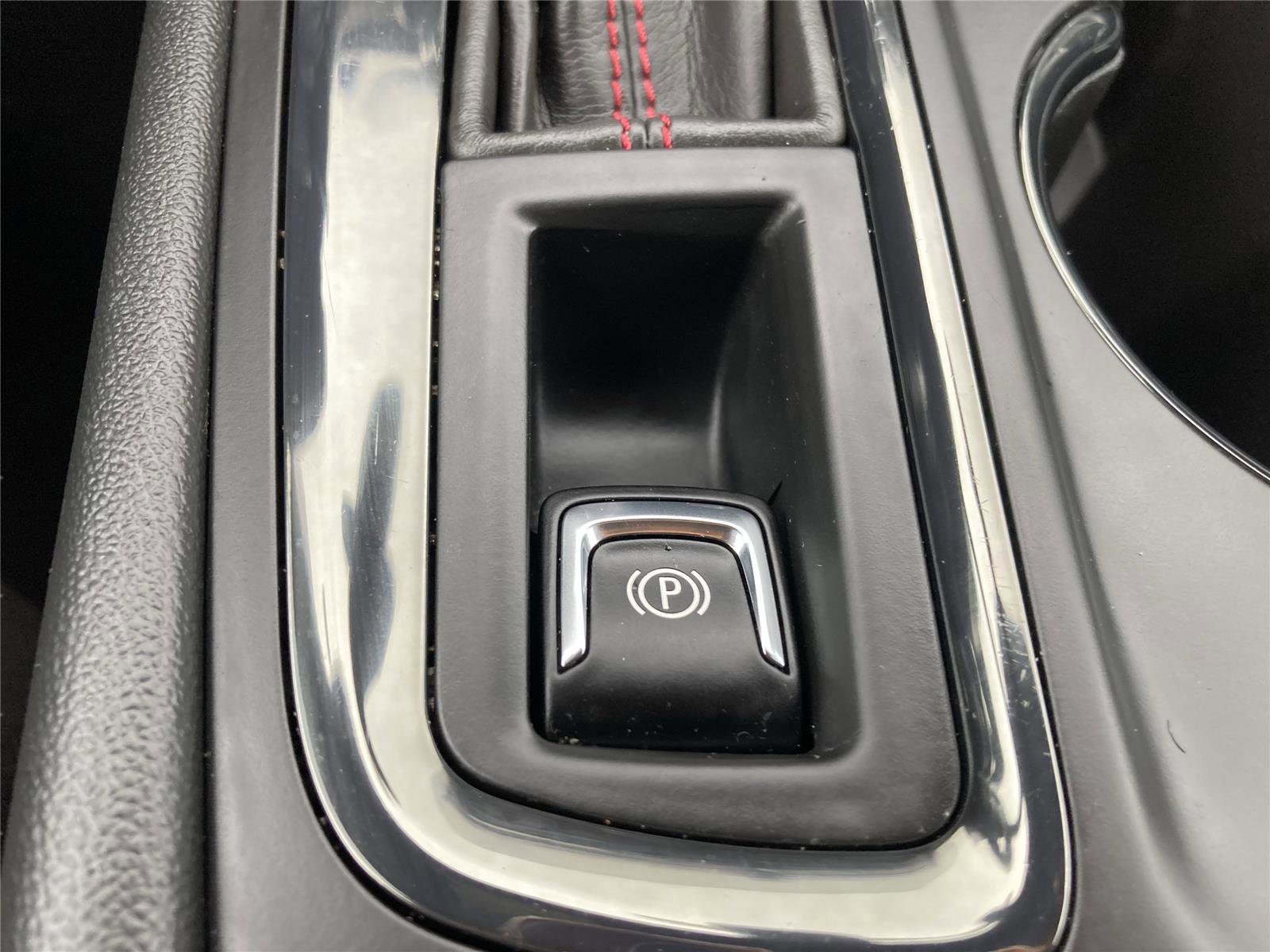 Used 2024 Chevrolet Equinox RS w/ RS Leather Package image 15