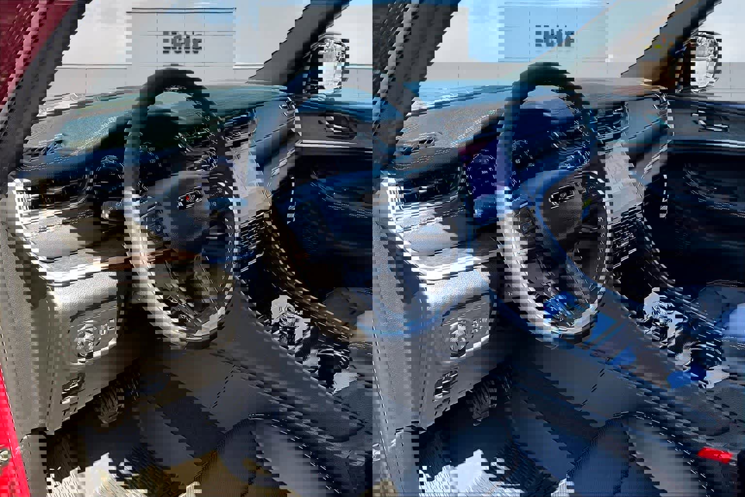 New 2025 Jeep Grand Cherokee L Limited w/ Luxury Tech Group II image 2