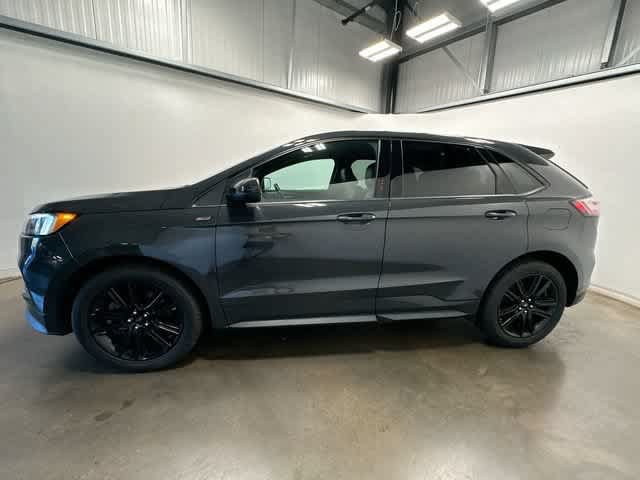 Used 2021 Ford Edge ST-Line AWD/4WD image 2