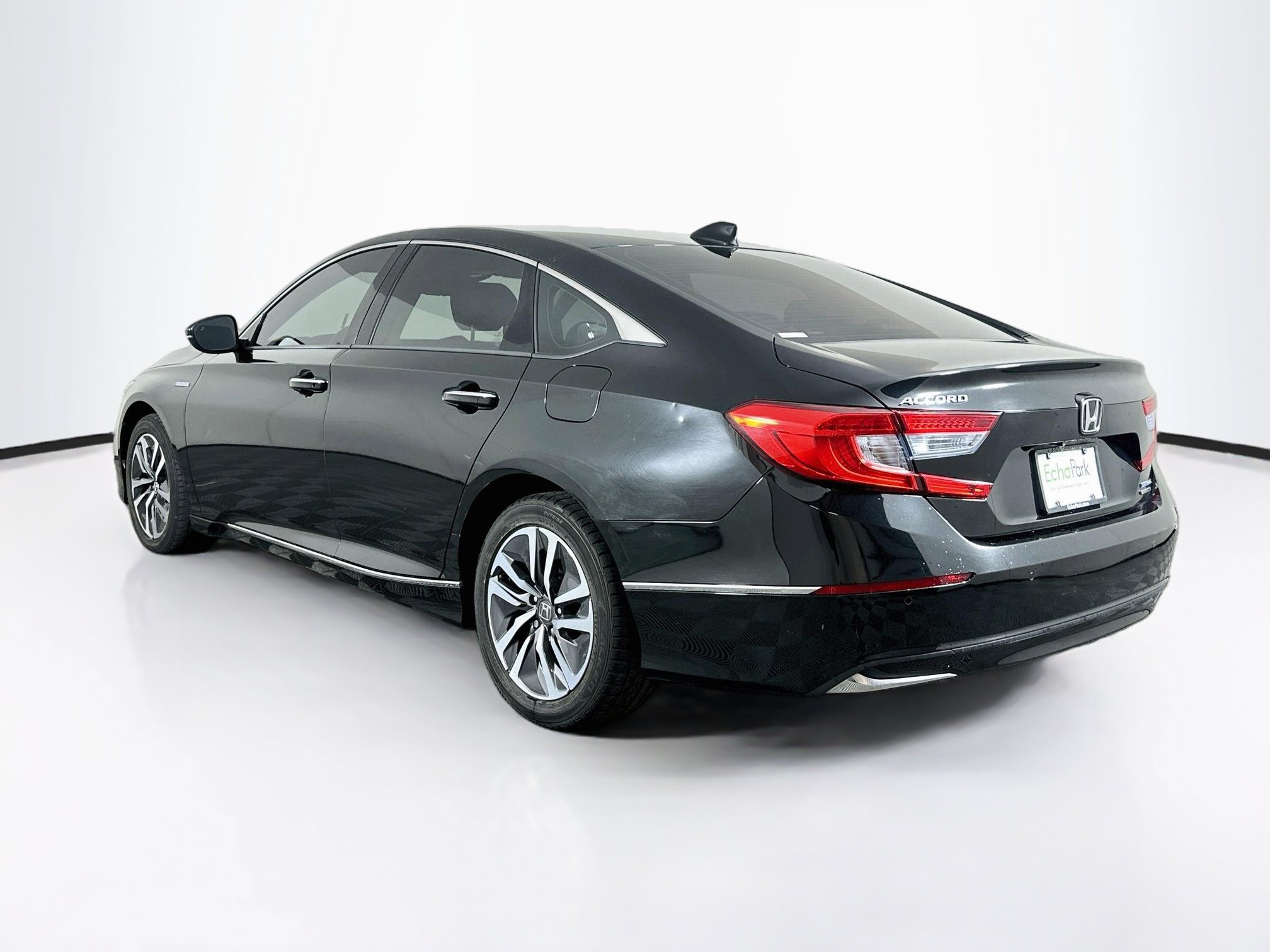 Used 2020 Honda Accord Touring image 5