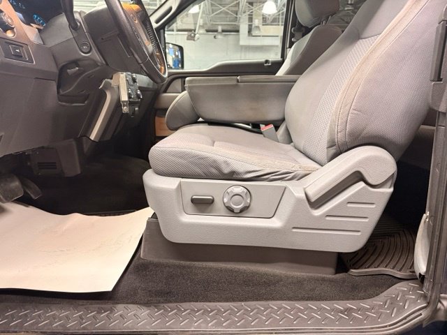 Used 2013 Ford F150 XLT w/ XLT Chrome Pkg RWD image 9