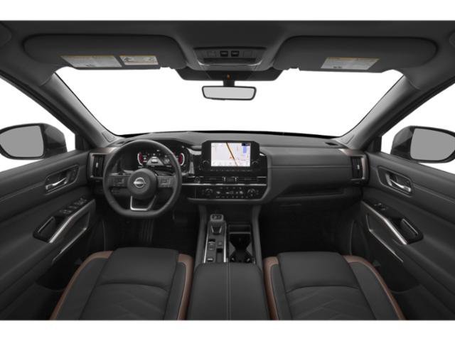 Used 2025 Nissan Pathfinder Platinum w/ Black Appearance Package AWD/4WD image 11