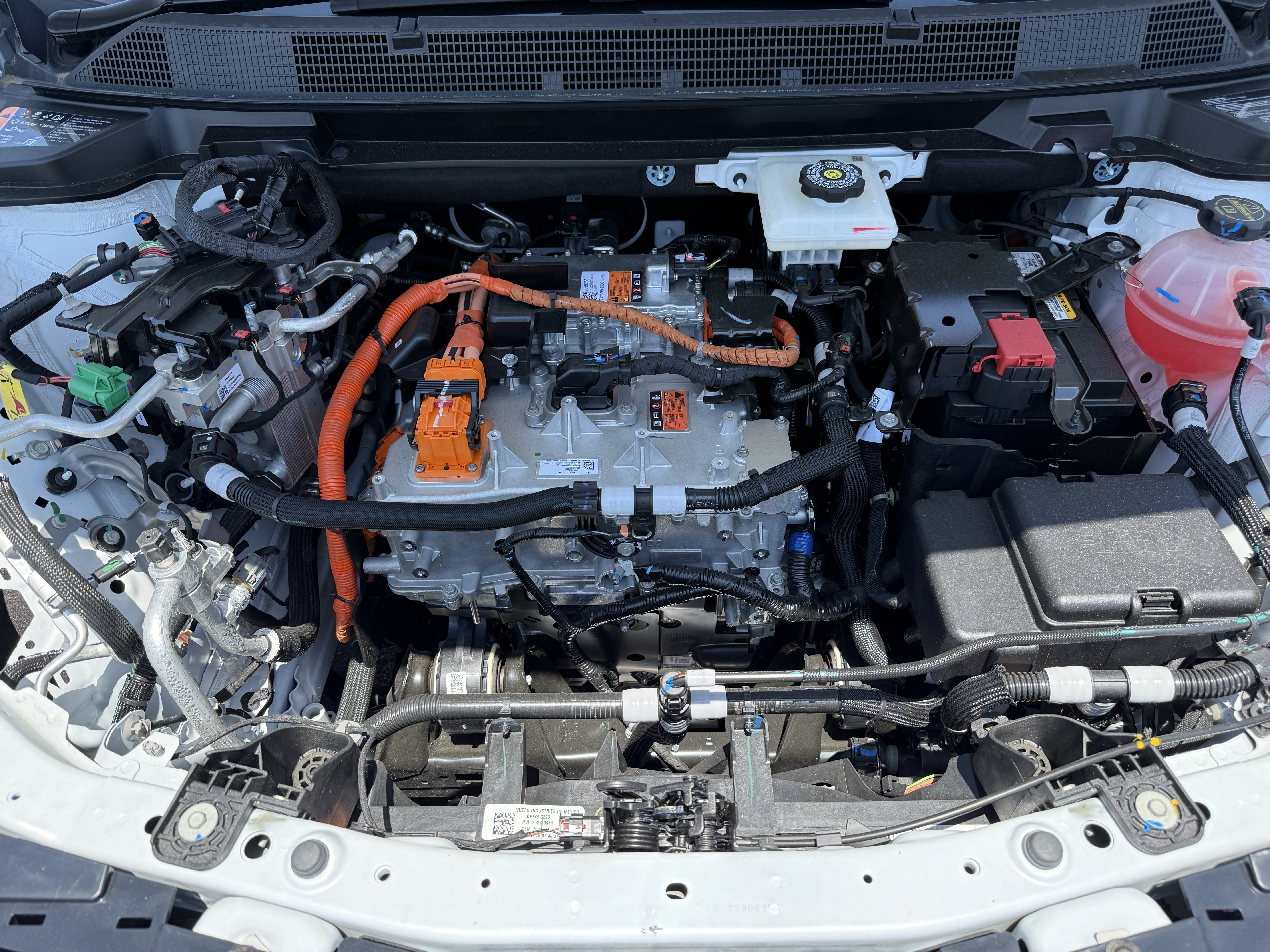 New 2026 Chevrolet Equinox EV LT FWD image 30