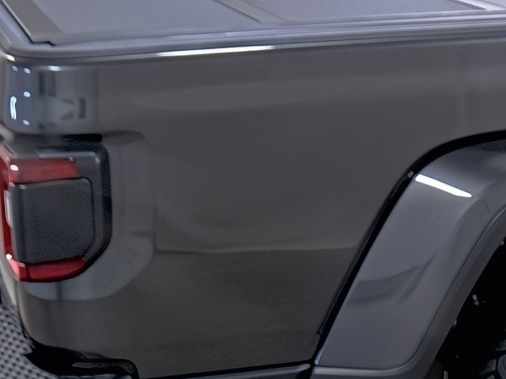 Used 2024 Jeep Gladiator Willys image 13