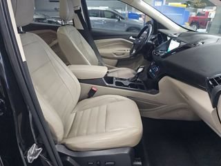 Used 2019 Ford Escape Titanium FWD image 6