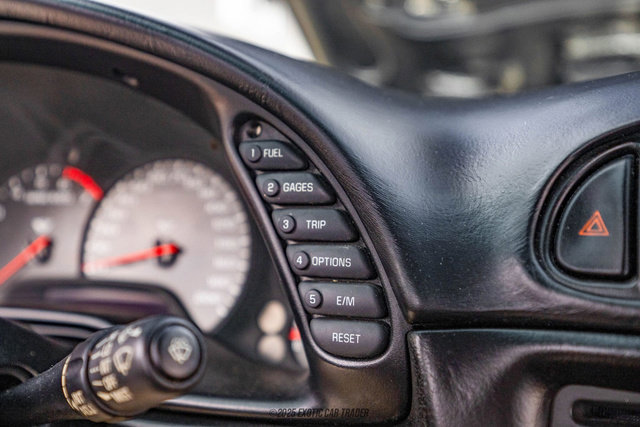 Used 2001 Chevrolet Corvette Coupe w/ Preferred Equipment Group1 image 43