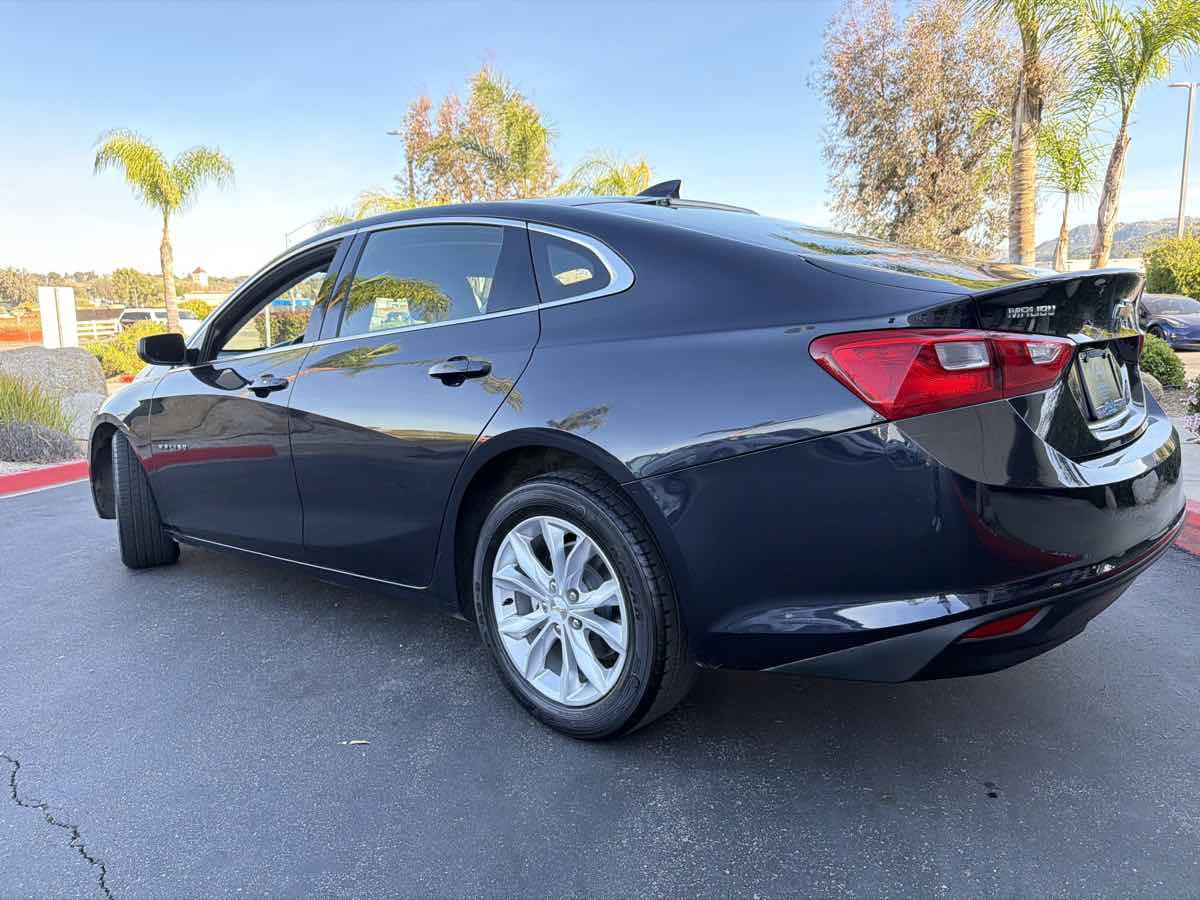 Used 2023 Chevrolet Malibu LT FWD image 16