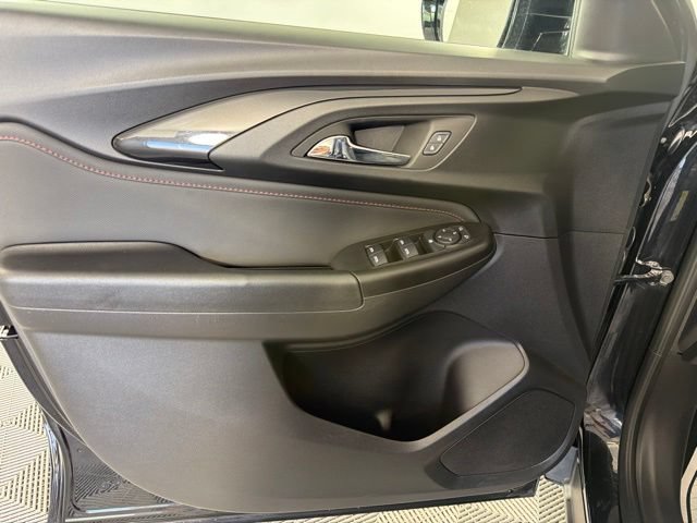 Used 2022 Chevrolet TrailBlazer RS AWD/4WD image 14