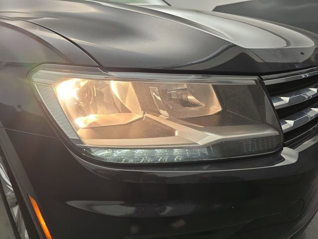 Used 2018 Volkswagen Tiguan SE image 14