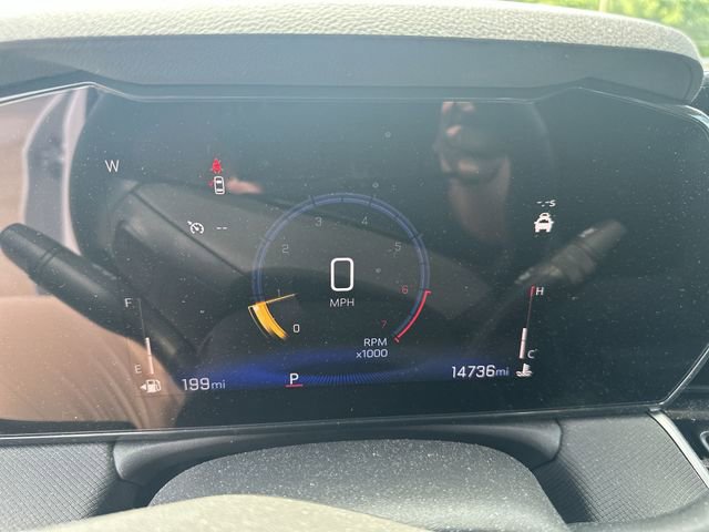 Used 2024 Chevrolet TrailBlazer LT w/ LT Cold Weather Package FWD image 14