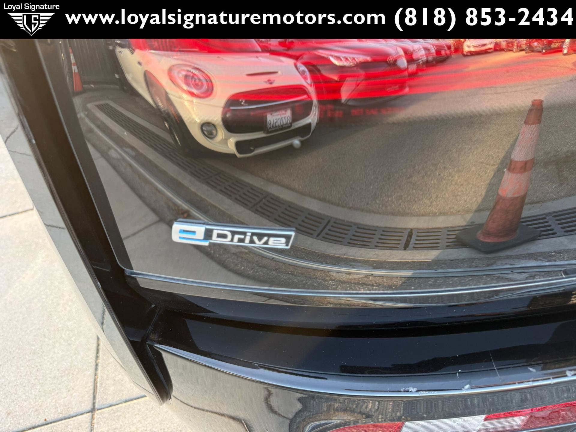 Used 2017 BMW i3 w/ Range Extender RWD image 9