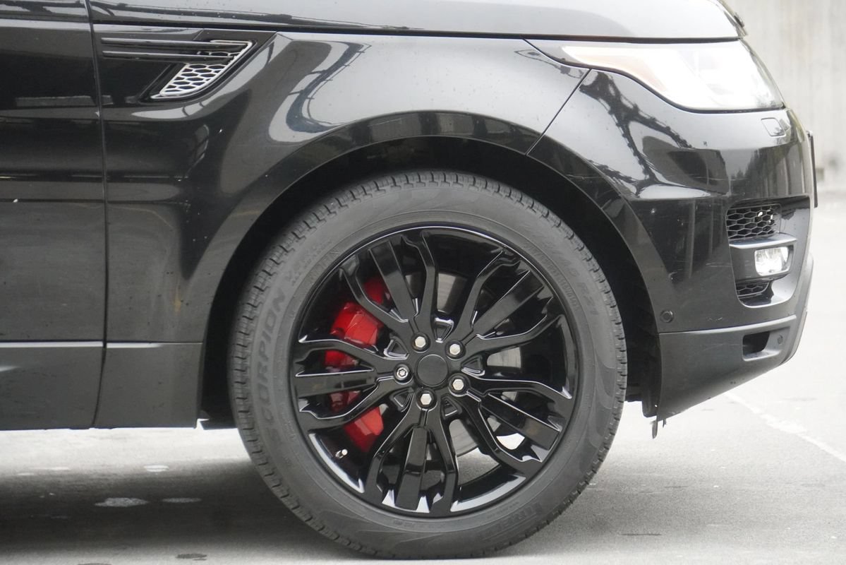 Used 2016 Land Rover Range Rover Sport Supercharged AWD/4WD image 13