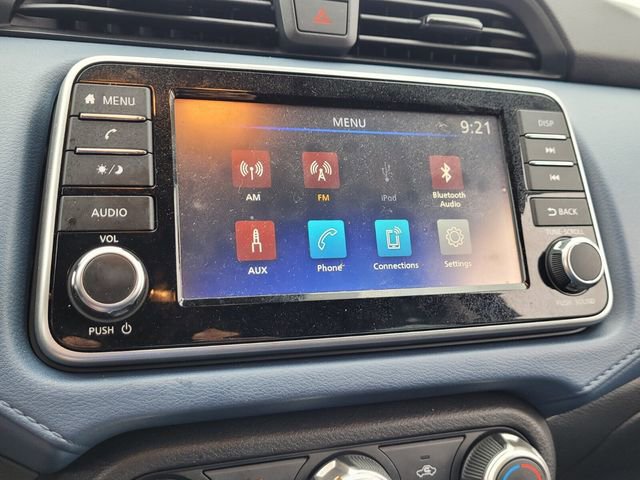 Used 2025 Nissan Versa SV w/ Trunk Package image 20