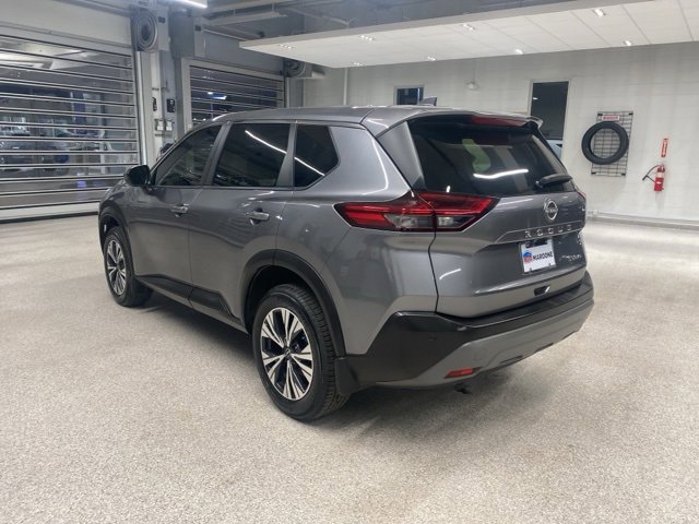 Used 2023 Nissan Rogue SV image 9