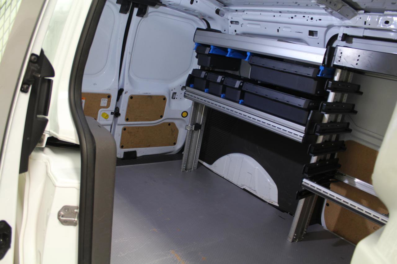 Used 2022 Ford Transit Connect XL image 21