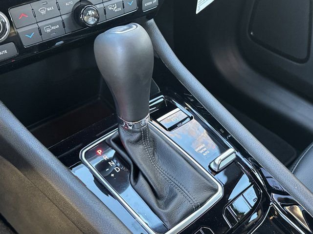 New 2026 Jeep Compass Limited image 32