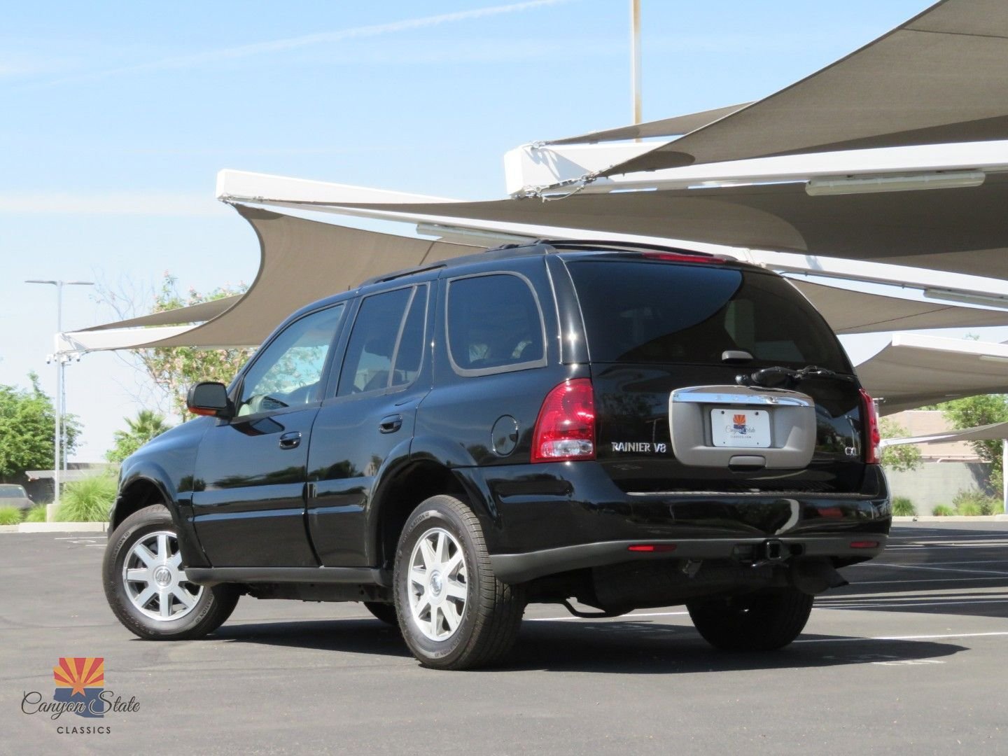Used 2005 Buick Rainier CXL AWD/4WD image 2