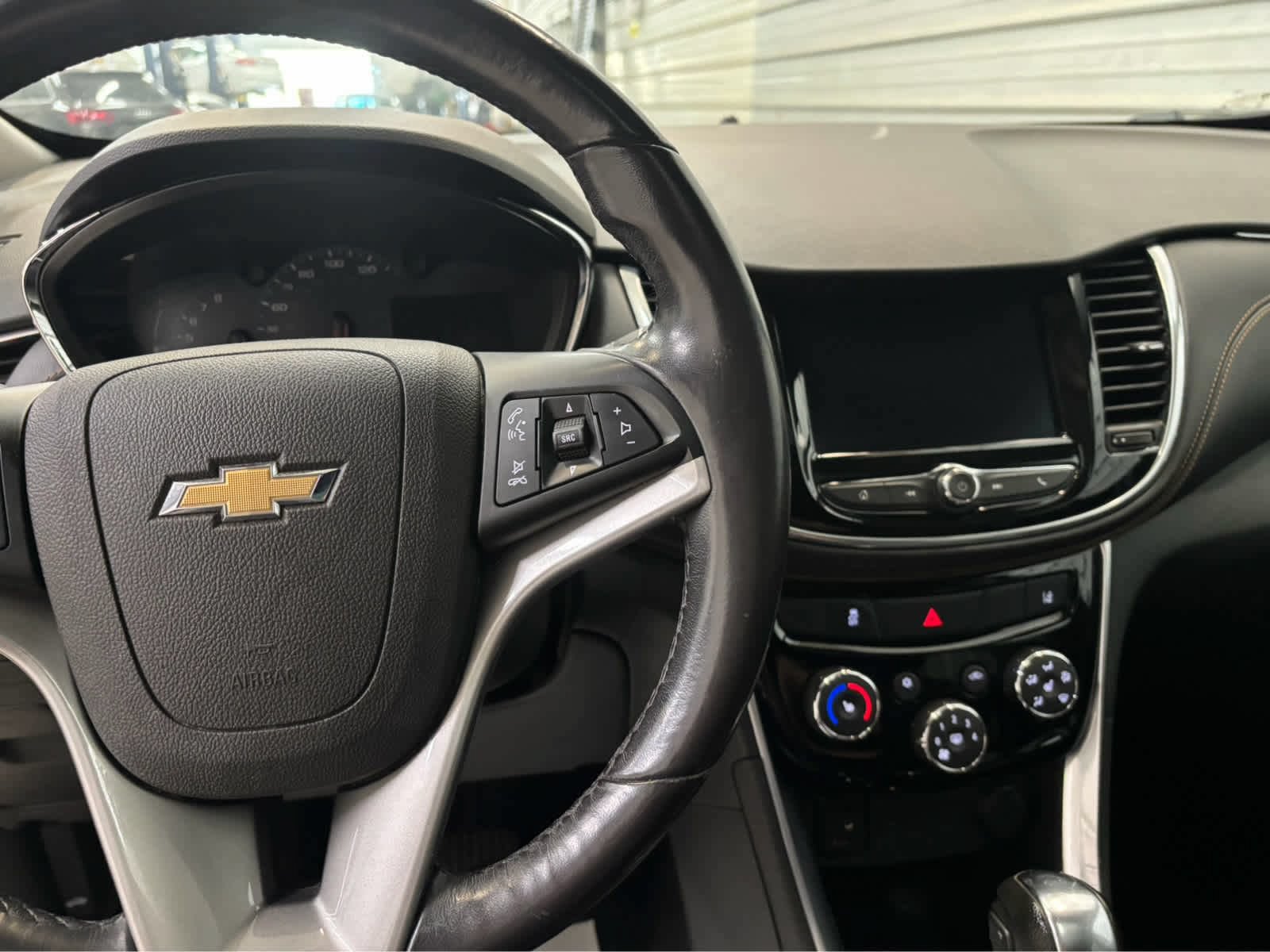 Used 2020 Chevrolet Trax Premier AWD/4WD image 15