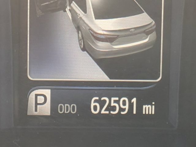 Used 2017 Toyota Camry XLE w/ Convenience Package FWD image 25