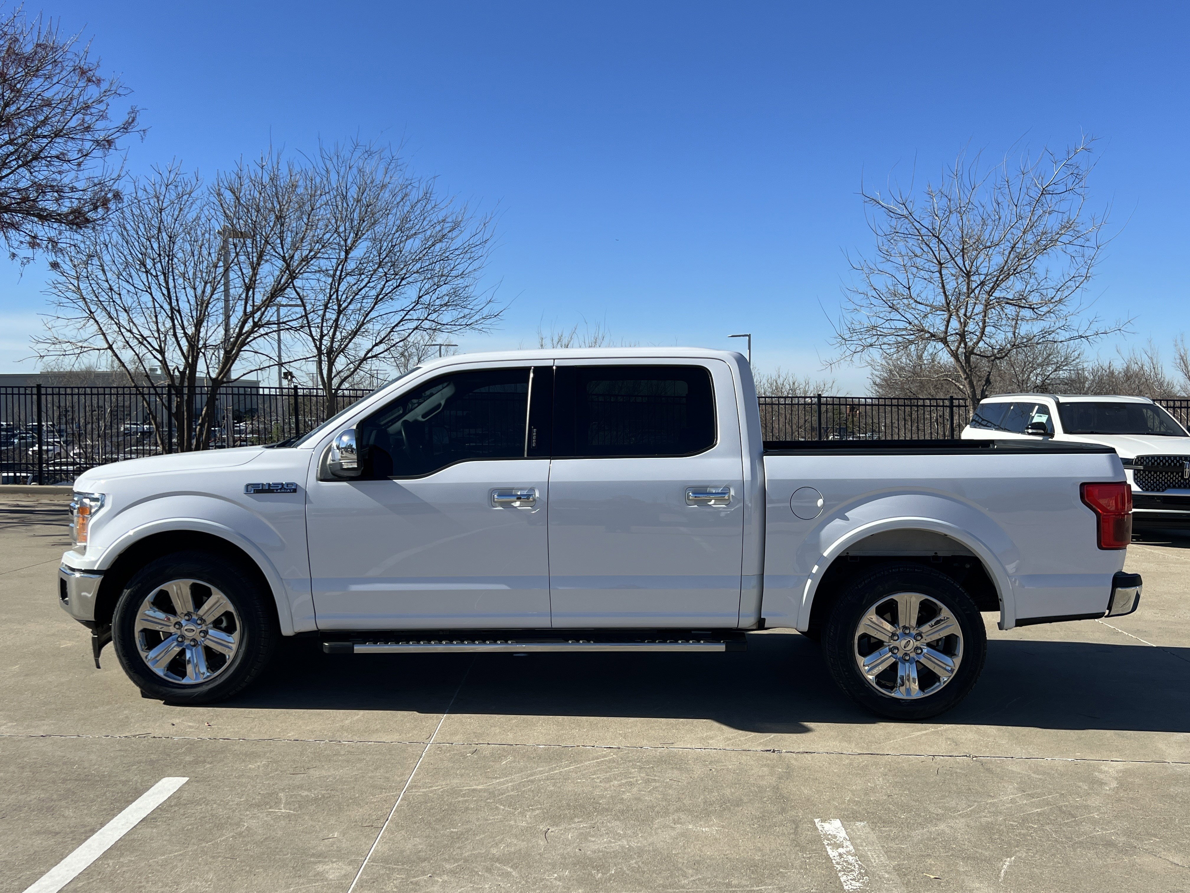 Used 2019 Ford F150 Lariat image 4