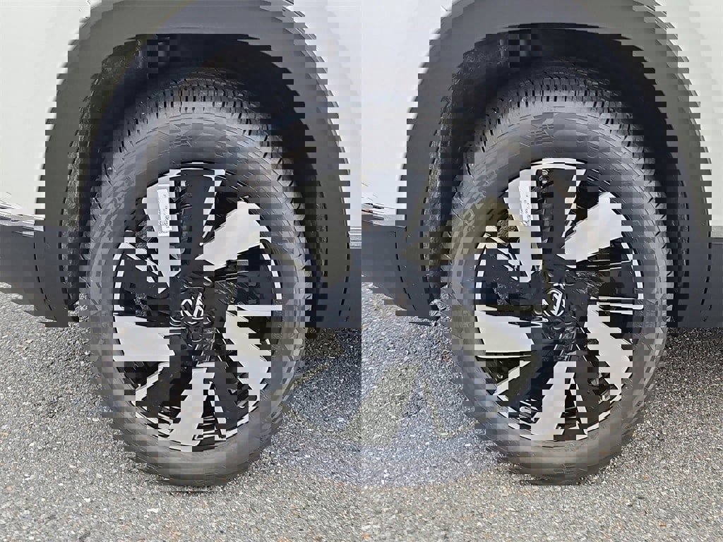 New 2026 Volkswagen Atlas Cross Sport SEL image 4