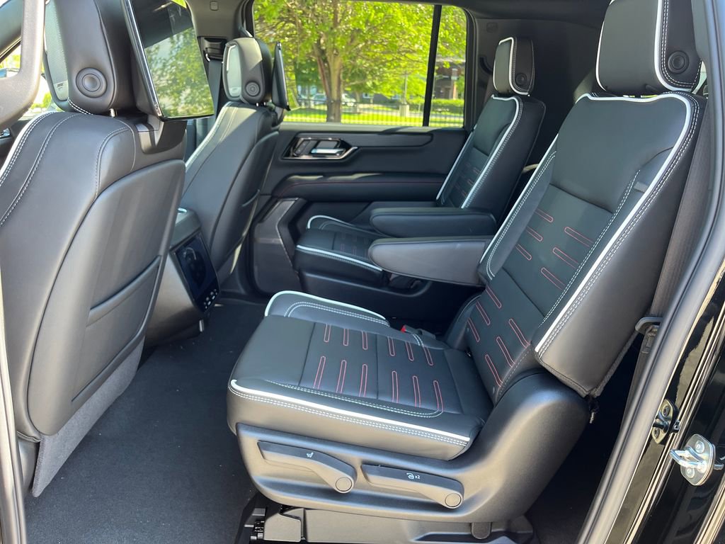 New 2026 GMC Yukon XL AT4 Ultimate AWD/4WD image 32