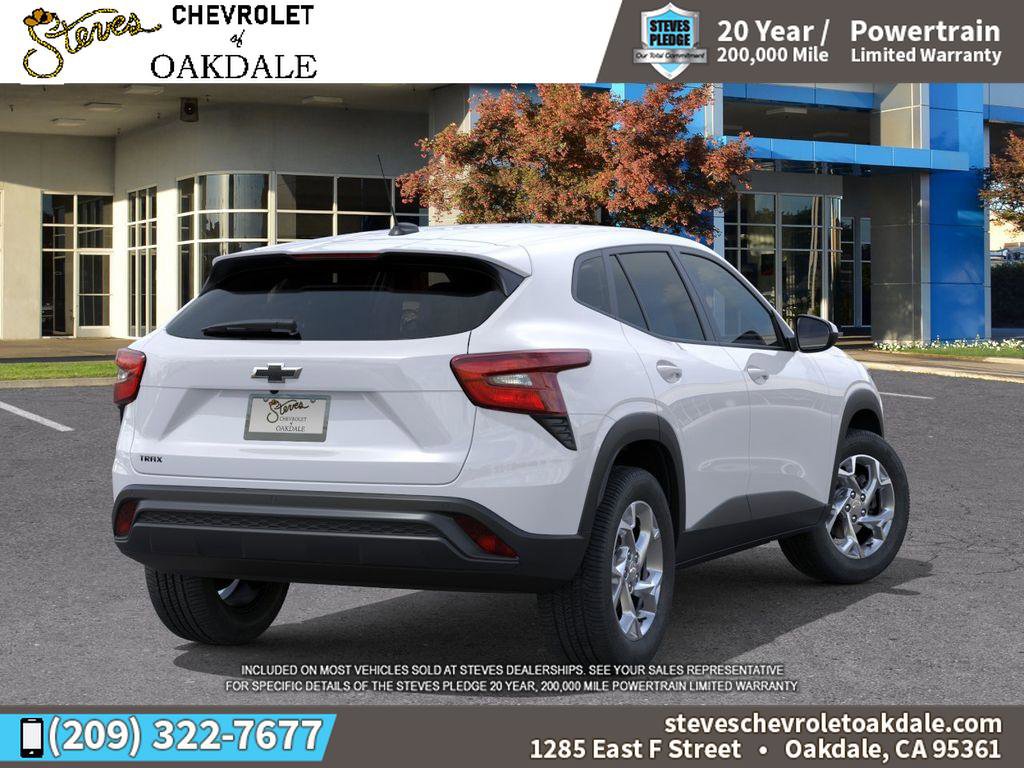 New 2026 Chevrolet Trax LS w/ LS Convenience Package image 4