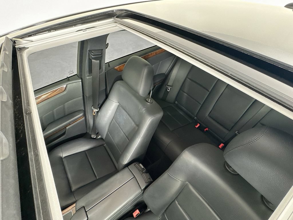 Used 2010 Mercedes-Benz E 350 Sedan image 25