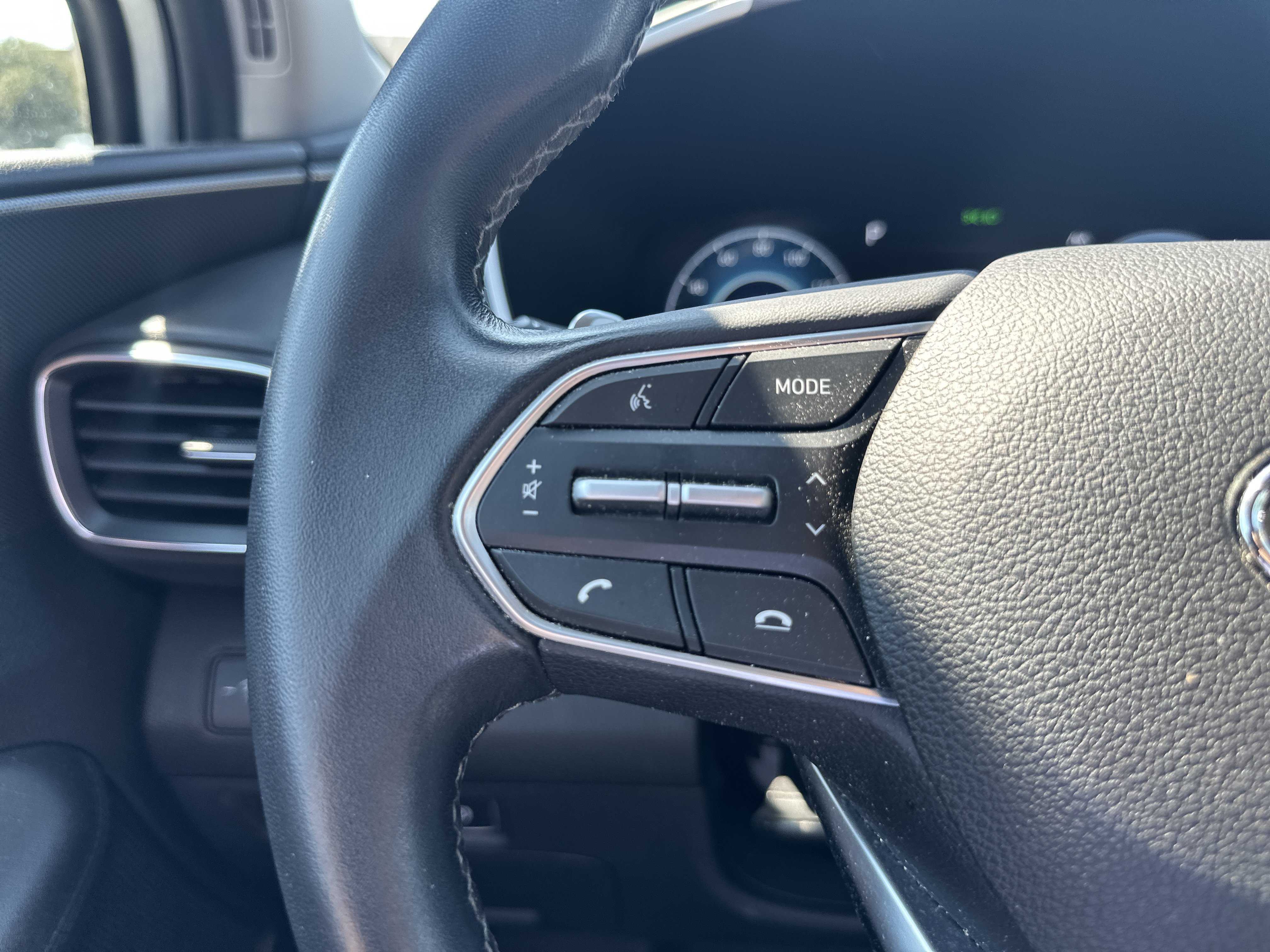 Used 2022 Hyundai Santa Fe Blue AWD/4WD image 5