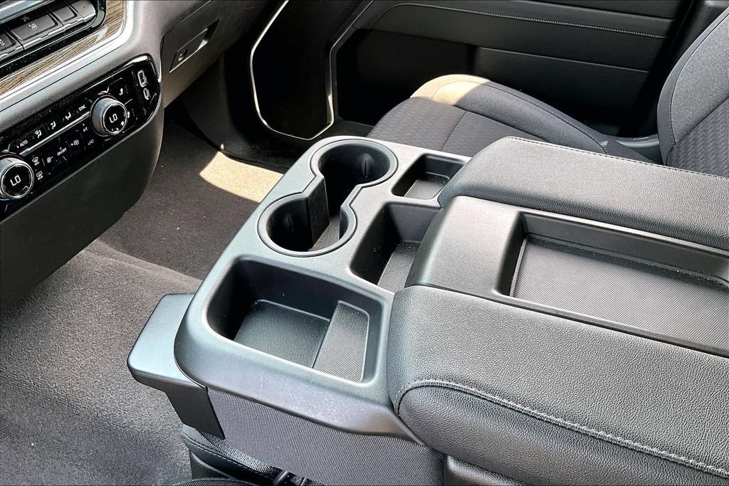Used 2024 Chevrolet Silverado 1500 LT AWD/4WD image 12