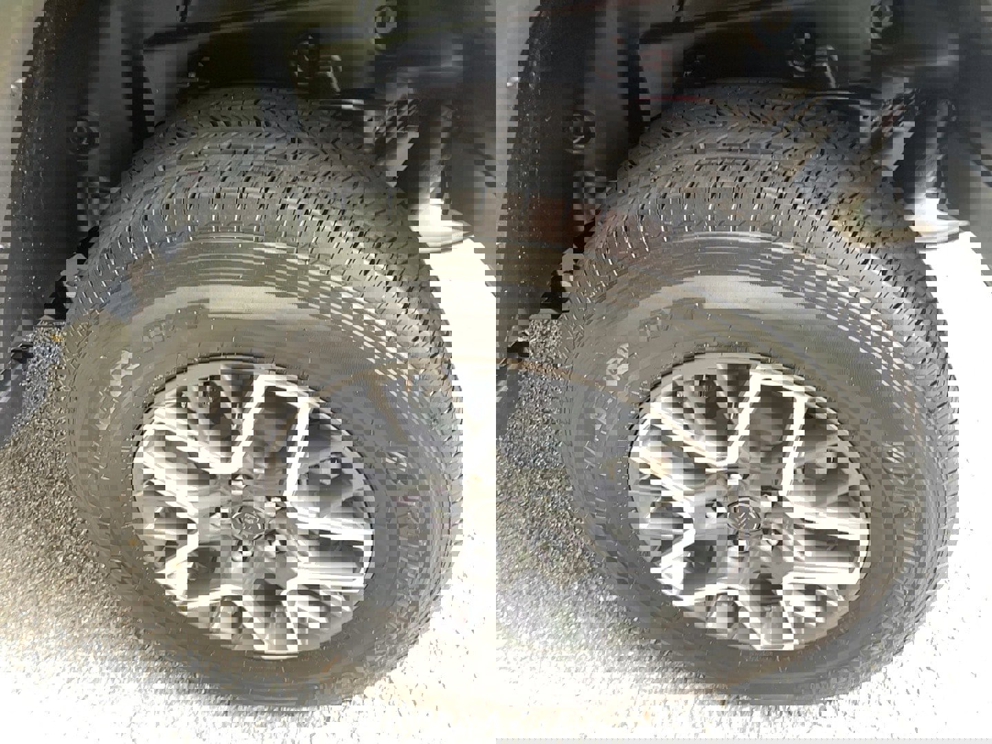 Used 2025 Jeep Wrangler Unlimited Sahara AWD/4WD image 27