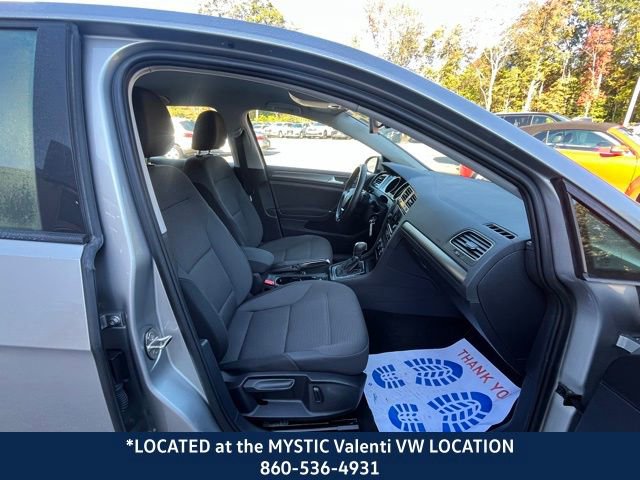 Used 2019 Volkswagen Golf S image 22