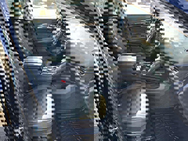 Used 2023 Buick Envision Essence image 9