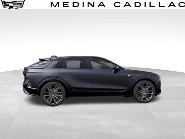 New 2027 Cadillac Lyriq V Premium w/ LPO, Onyx Lite Package AWD/4WD image 5