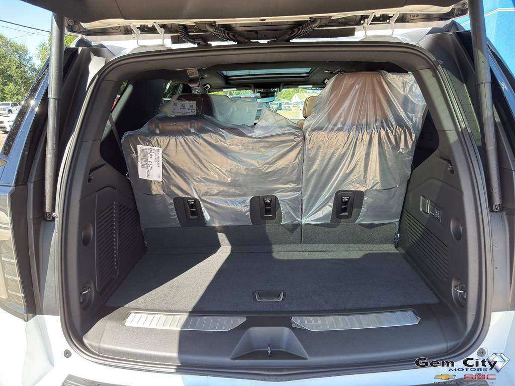 New 2025 Chevrolet Tahoe High Country image 8