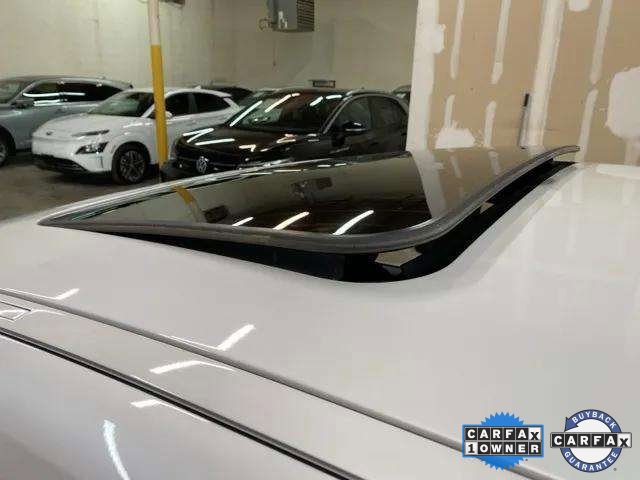 Used 2025 BMW 530i xDrive image 25