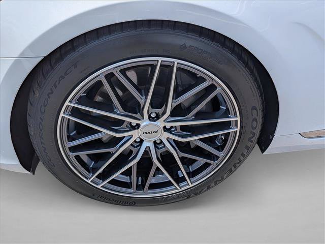 Used 2019 Genesis G90 5.0 Ultimate RWD image 24