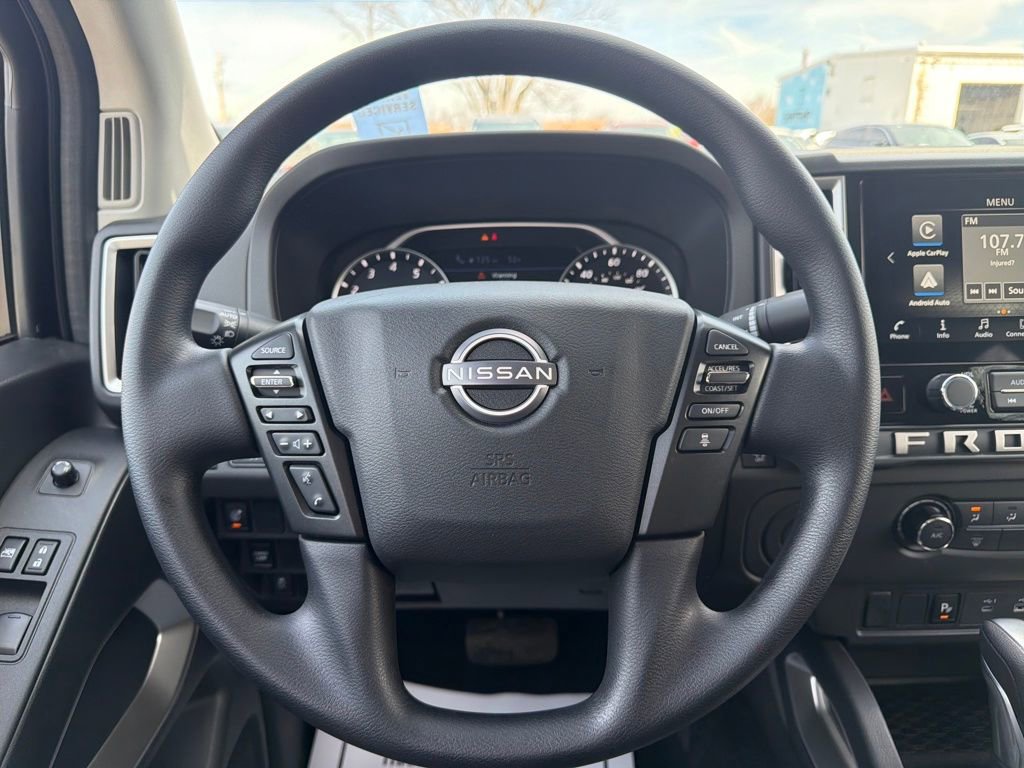 Used 2025 Nissan Frontier SV image 17