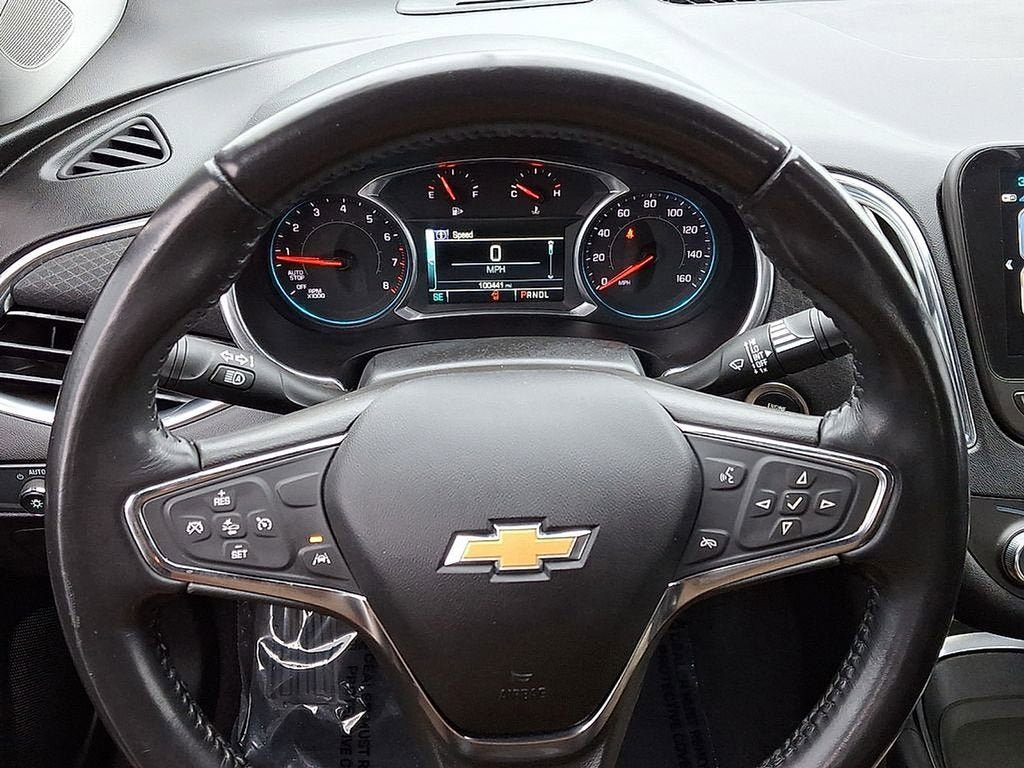 Certified 2018 Chevrolet Malibu LT w/ Driver Confidence Package FWD image 18