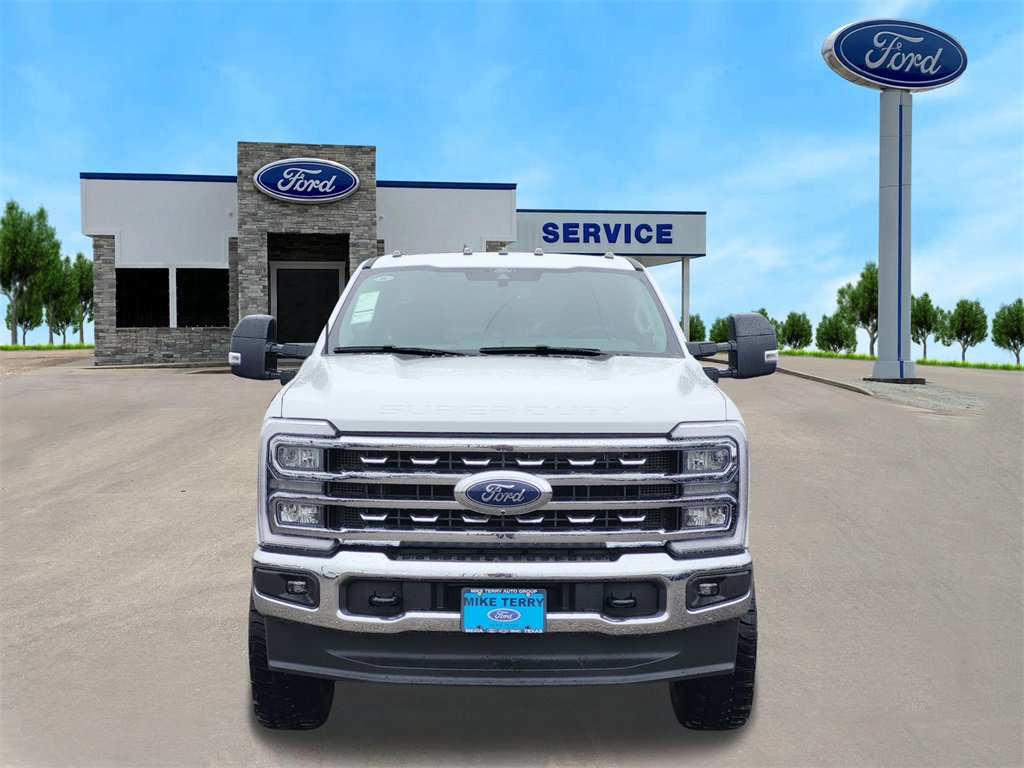 New 2025 Ford F250 Lariat image 2