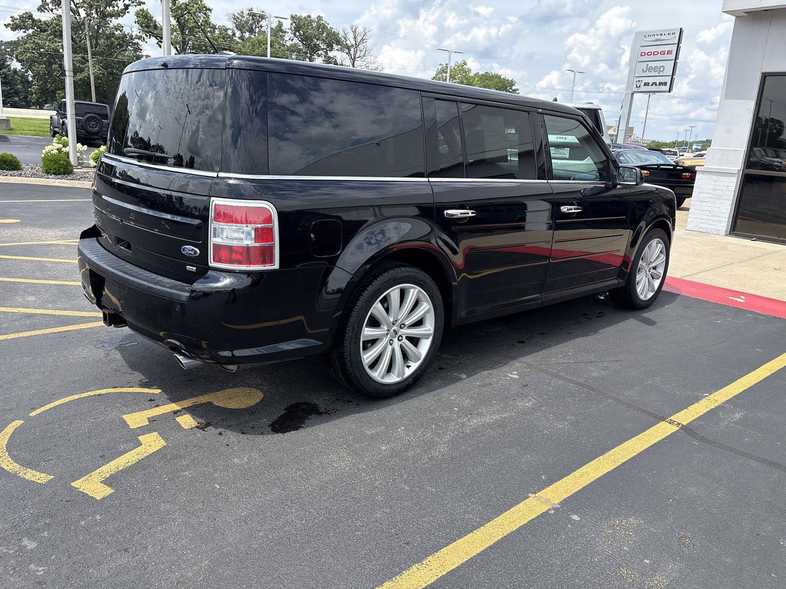 Used 2019 Ford Flex SEL w/ Equipment Group 202A AWD/4WD image 5