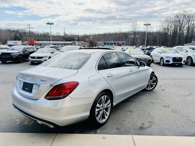 Used 2020 Mercedes-Benz C 300 Sedan image 4