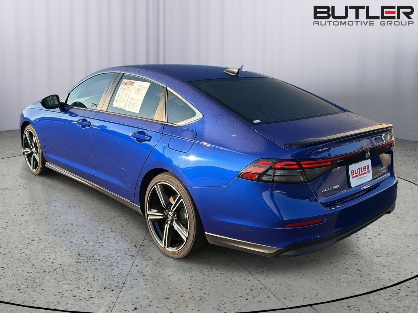 Used 2024 Honda Accord Sport image 4