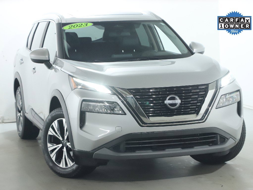 Certified 2023 Nissan Rogue SV w/ SV Premium B Package AWD/4WD image 3